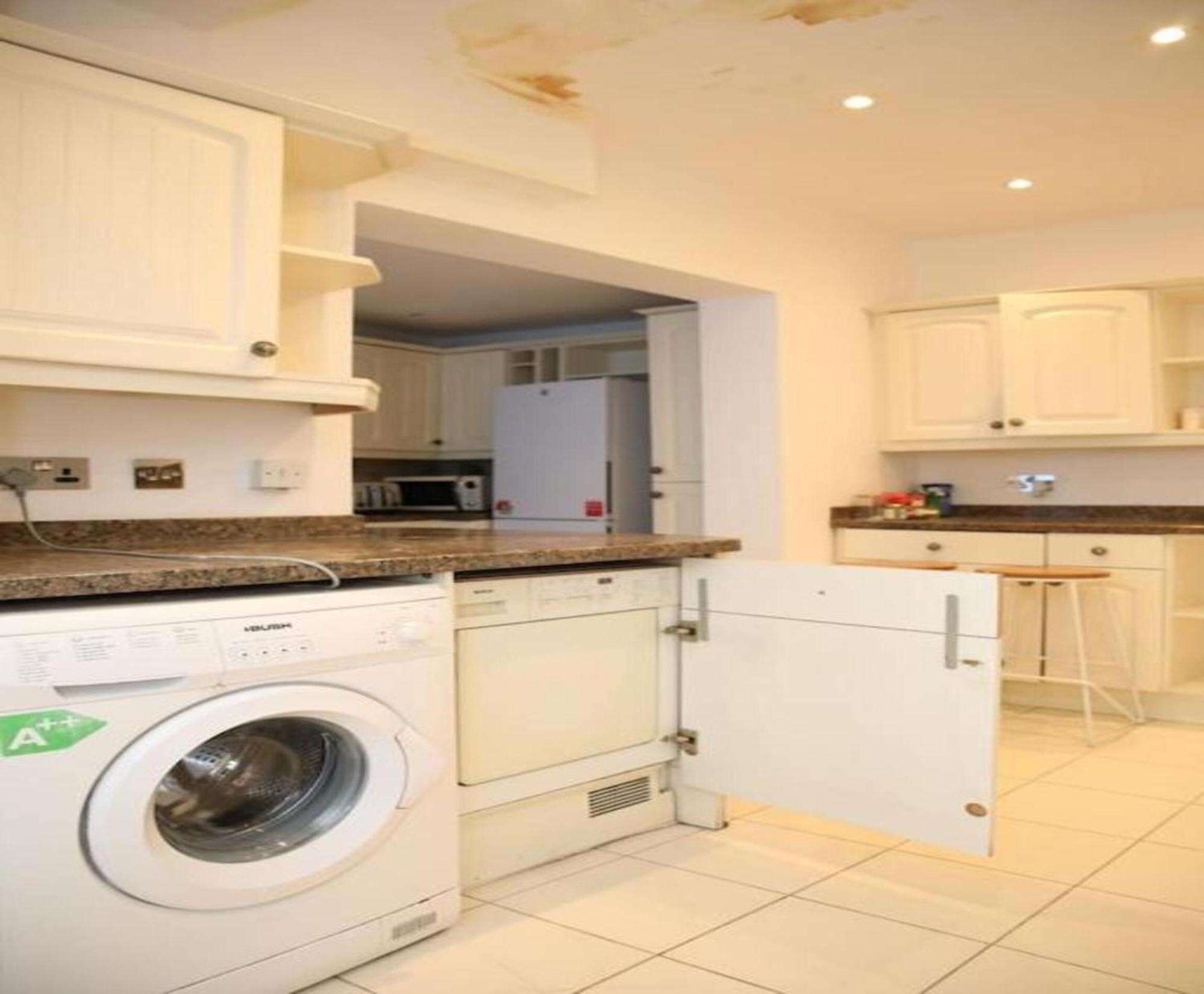 Oyo Timi Holiday Homes London Exterior foto