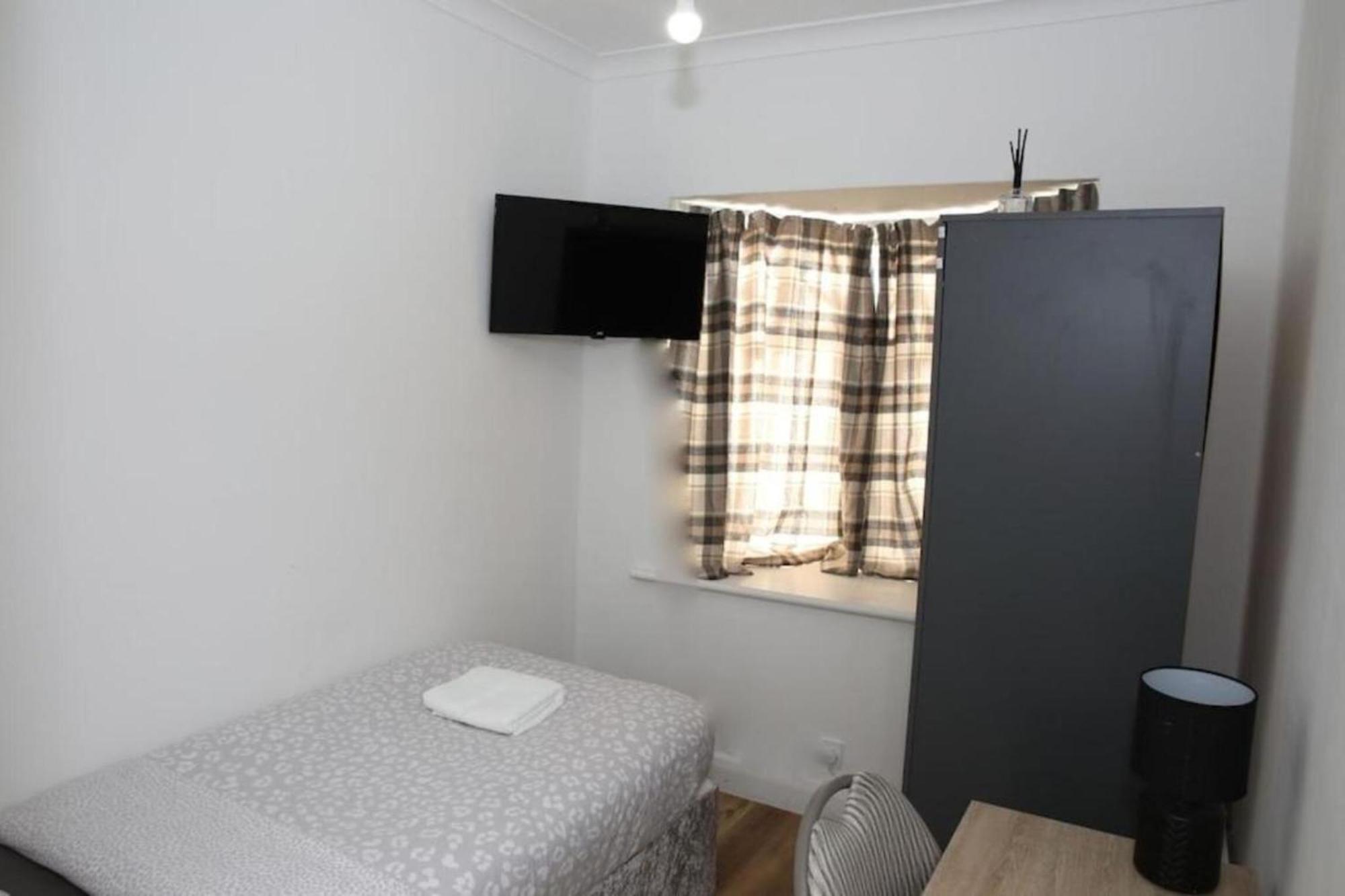 Oyo Timi Holiday Homes London Exterior foto