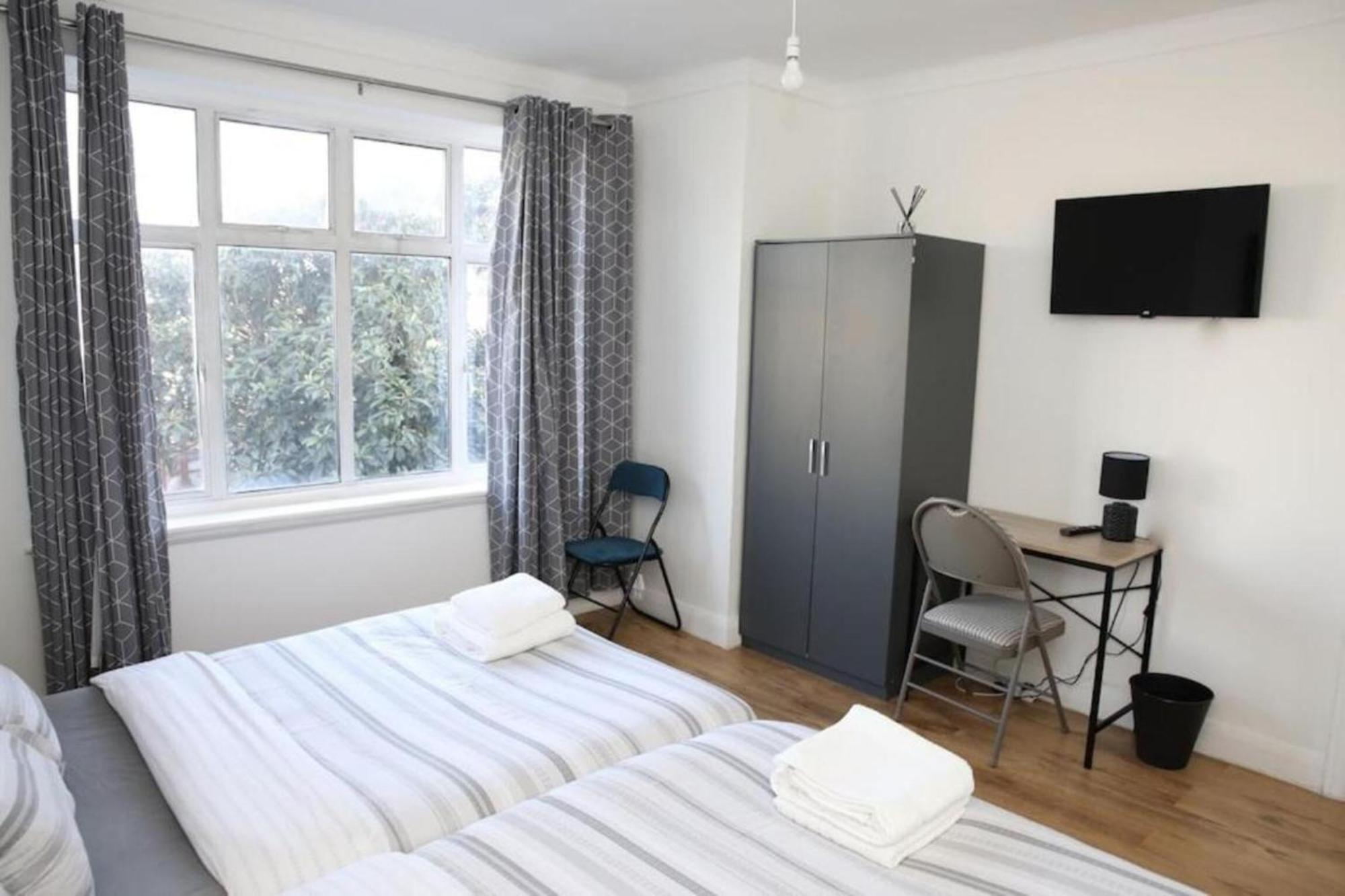 Oyo Timi Holiday Homes London Exterior foto